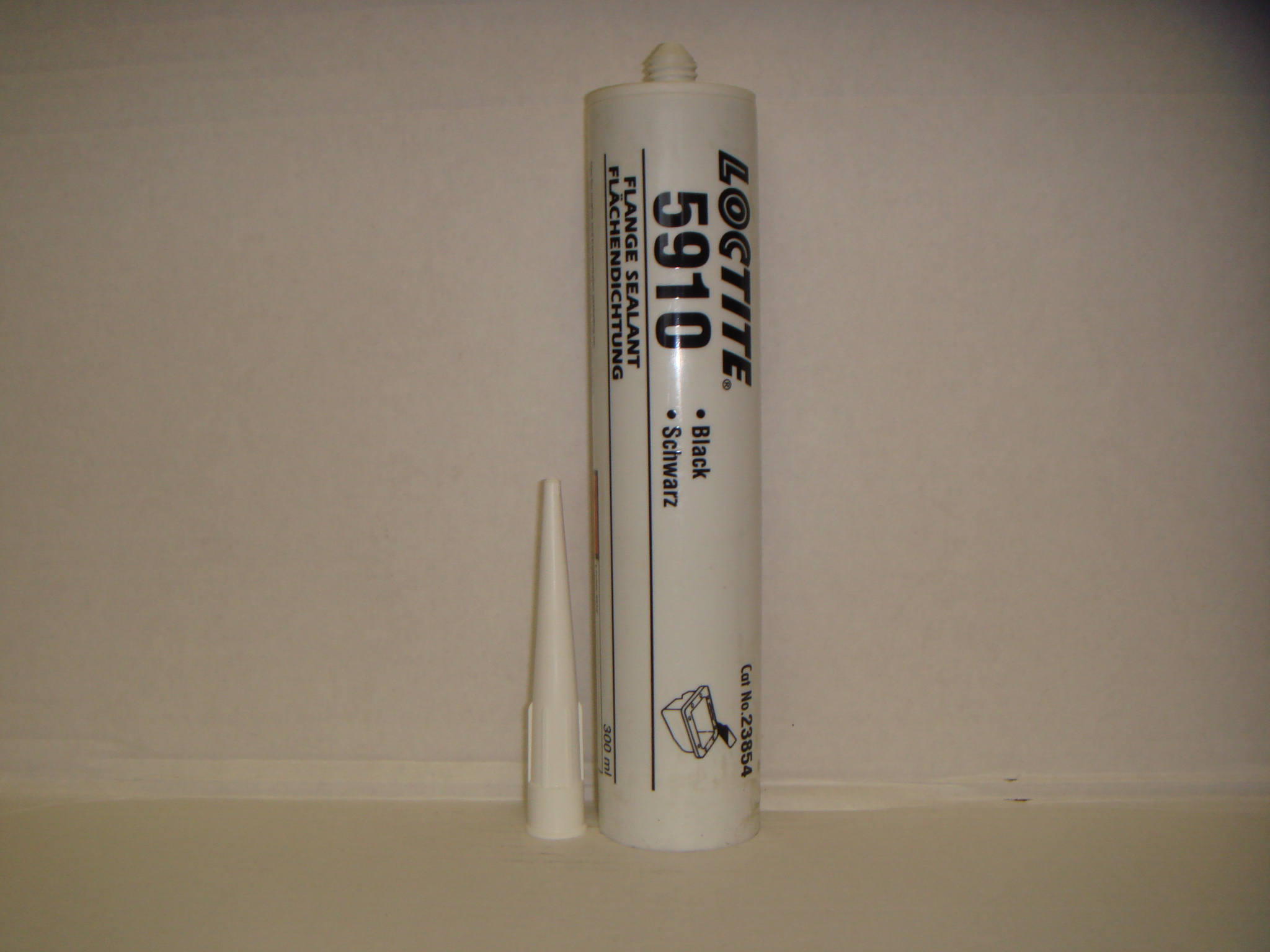 Купить Loctite 142491 Силиконовый нейтральный герметик, черный 300 мл.